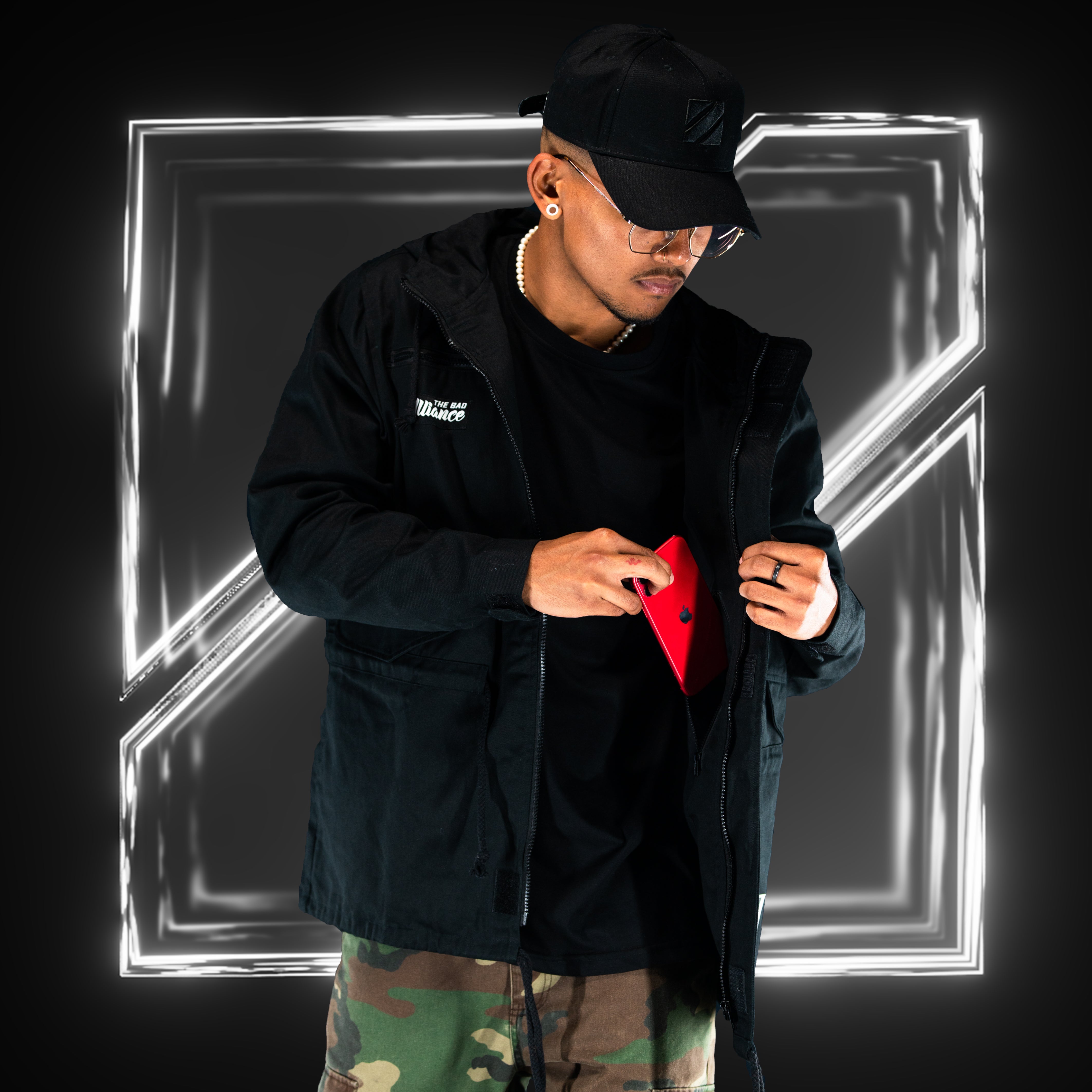 BLACK PARKA JACKET
