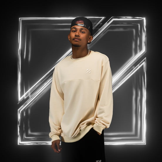 CREAM DISTRESSED CREW NECK