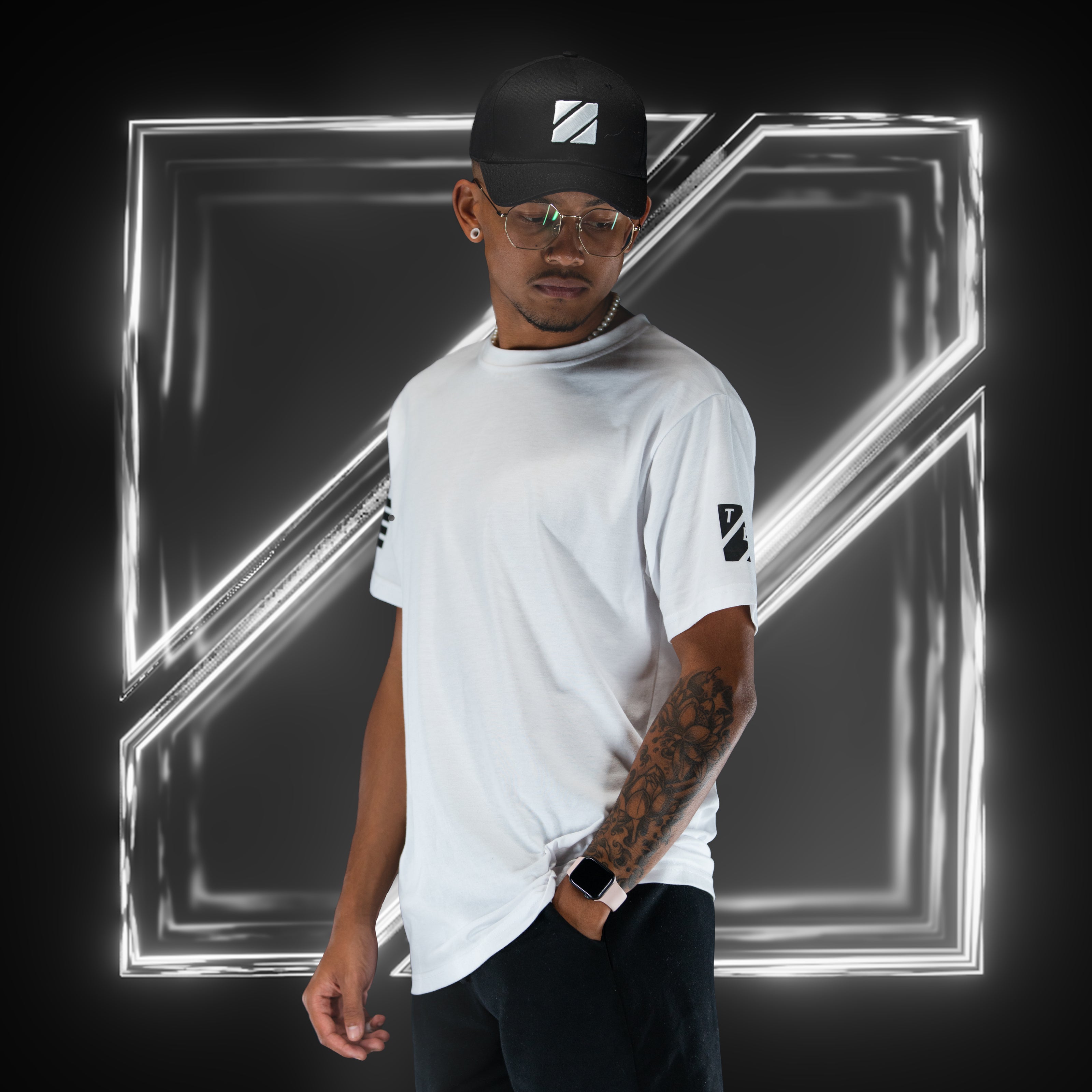 HERITAGE BOX LOGO TEE